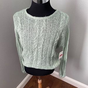 Long sleeve crew neck